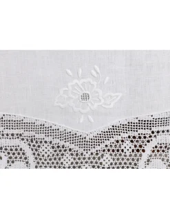 170x270 cm - Toalha de mesa de linho bordada C/ crochê a mão