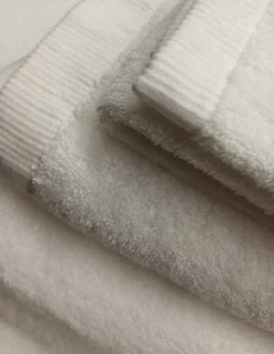 30x50 cm - Toalhas Brancas 100% algodão penteado 550 gr.