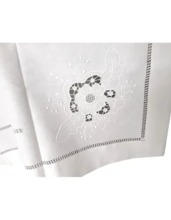 175x275 Toalha de mesa de linho bordada a mão - bordados da lixa