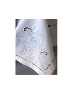 170x350 Toalha de mesa de linho bordada a mão - Bordados richelieu C/ Flor Branco